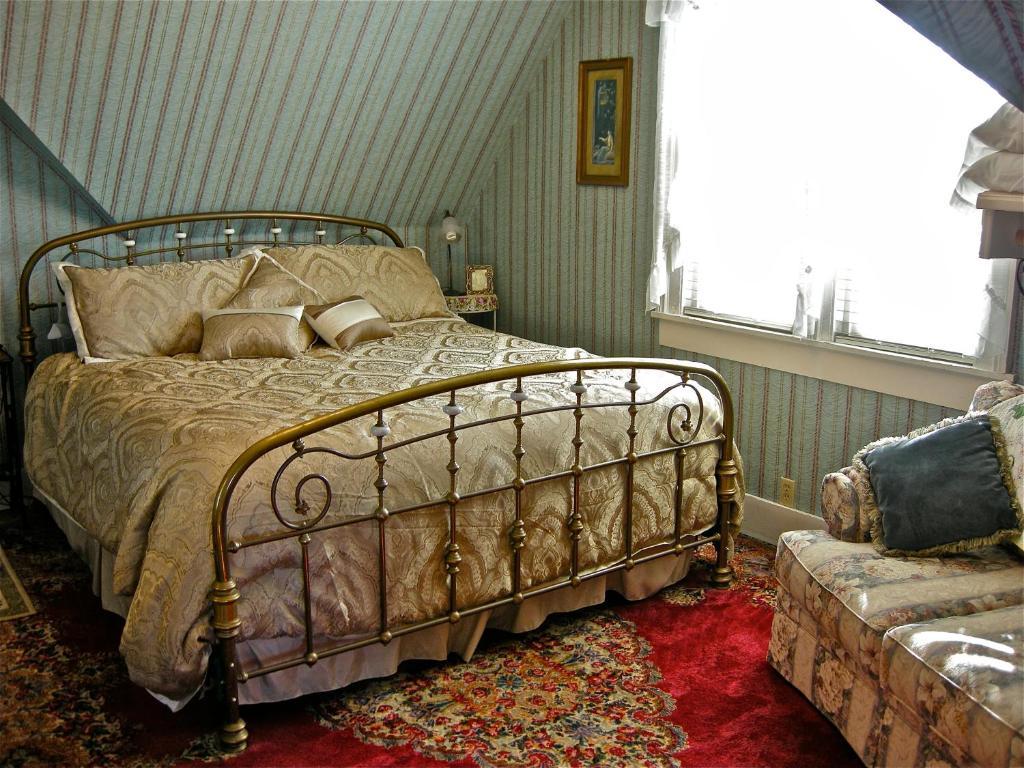 The Old Tower House Bed & Breakfast North Bend Chambre photo