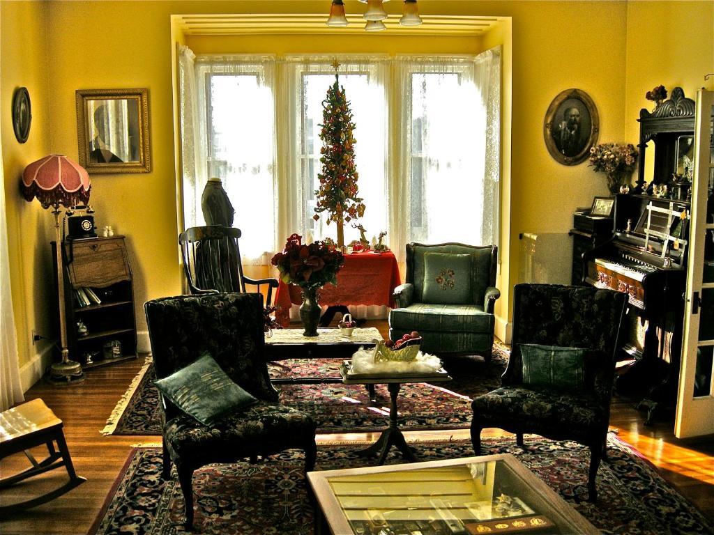 The Old Tower House Bed & Breakfast North Bend Extérieur photo